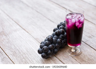 Black Grapes
